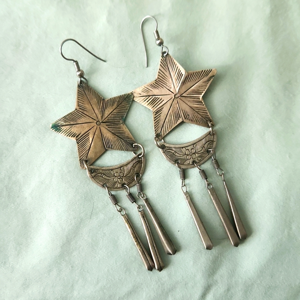 Silver Dangly Earrings